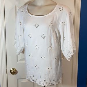 GUC Karen Karen Eyelet White Blouse with wide arms